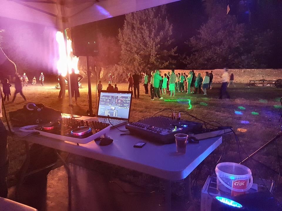 DJ animateur mariage, anniversaire, soirée du personnel